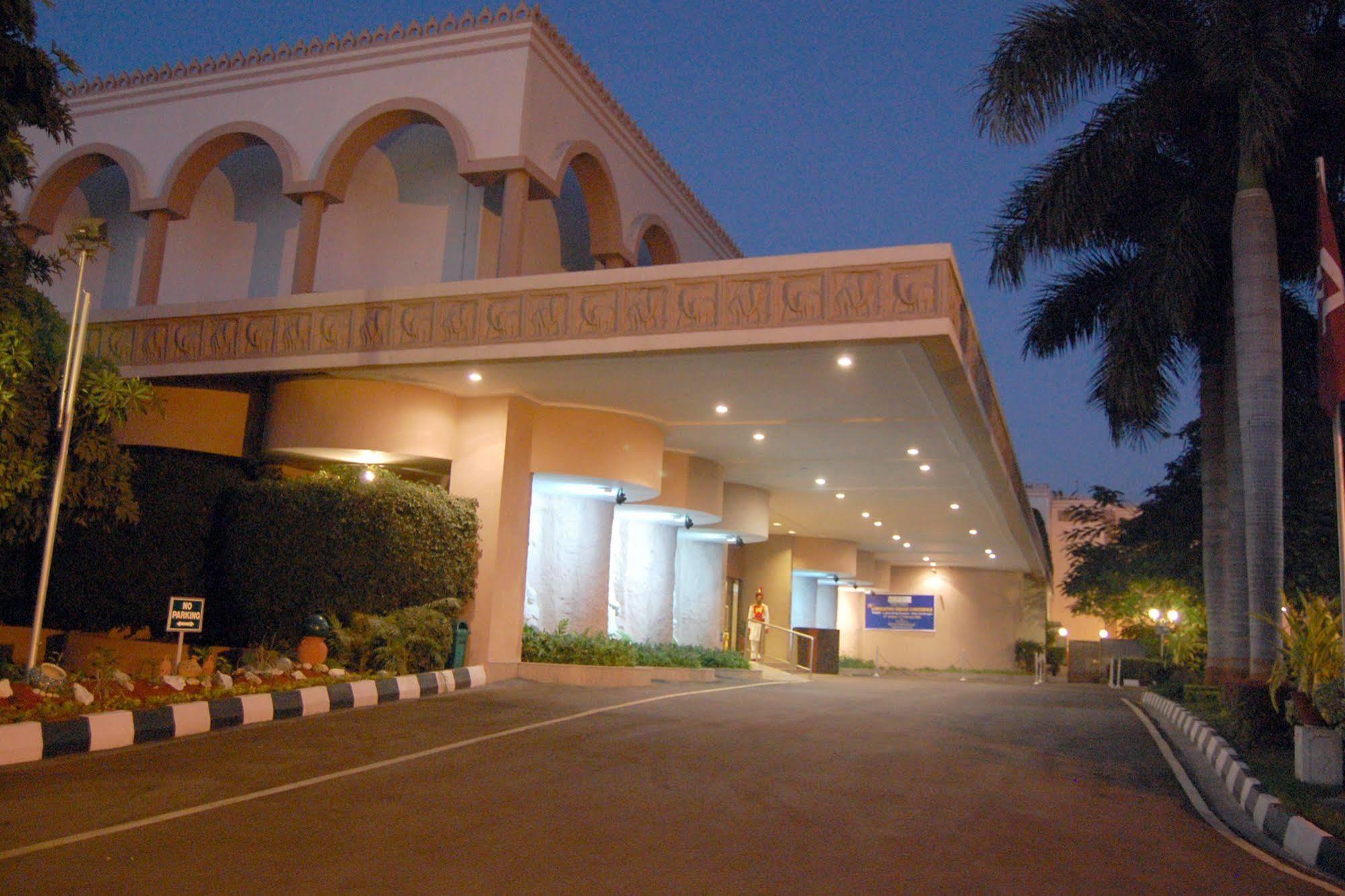 Welcomhotel By Itc Hotels, Rama International, Aurangabad Zewnętrze zdjęcie